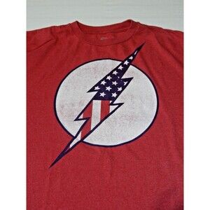 DC Comics Flash Lightning Bolt Men's T-shirt Distressed USA American Flag Size L